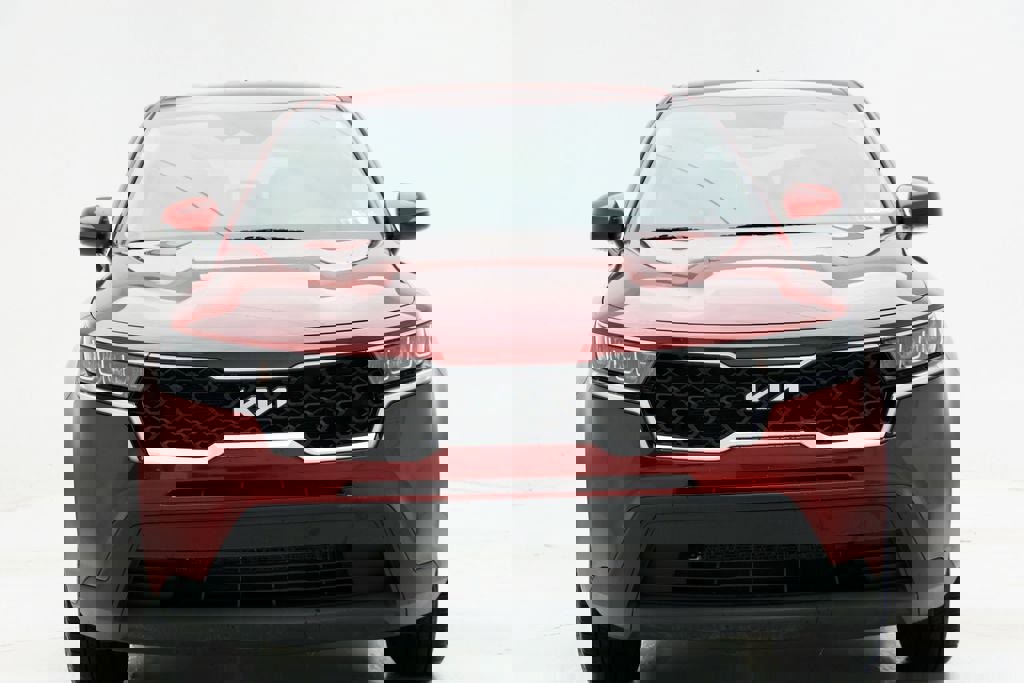 Used 2023 Kia Sorento LX image 5