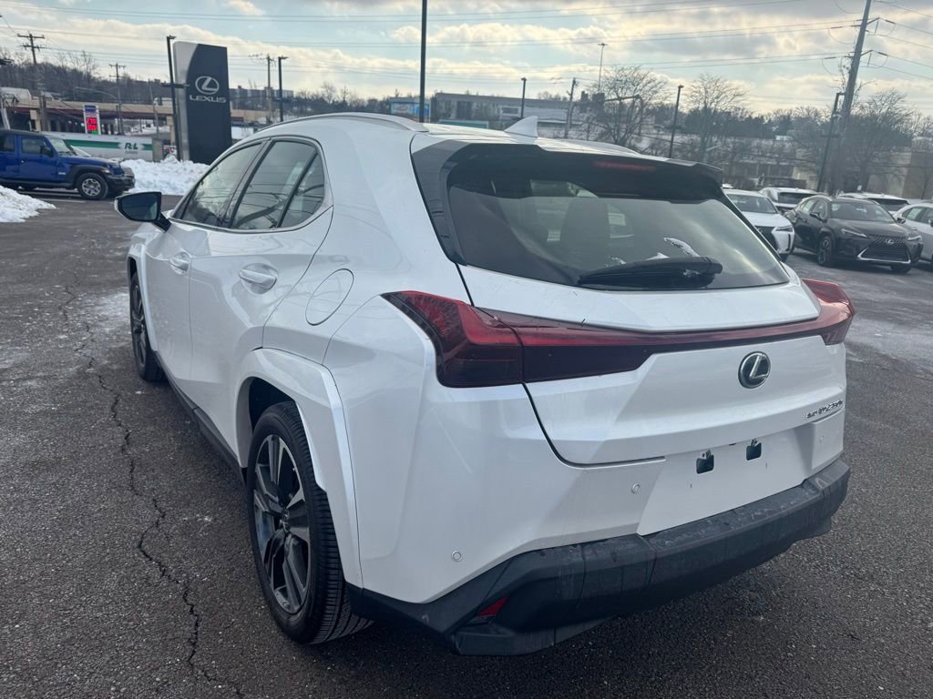 Certified 2024 Lexus UX 250h 250h Premium image 3