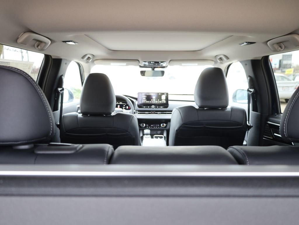 New 2025 Mitsubishi Outlander SE image 25