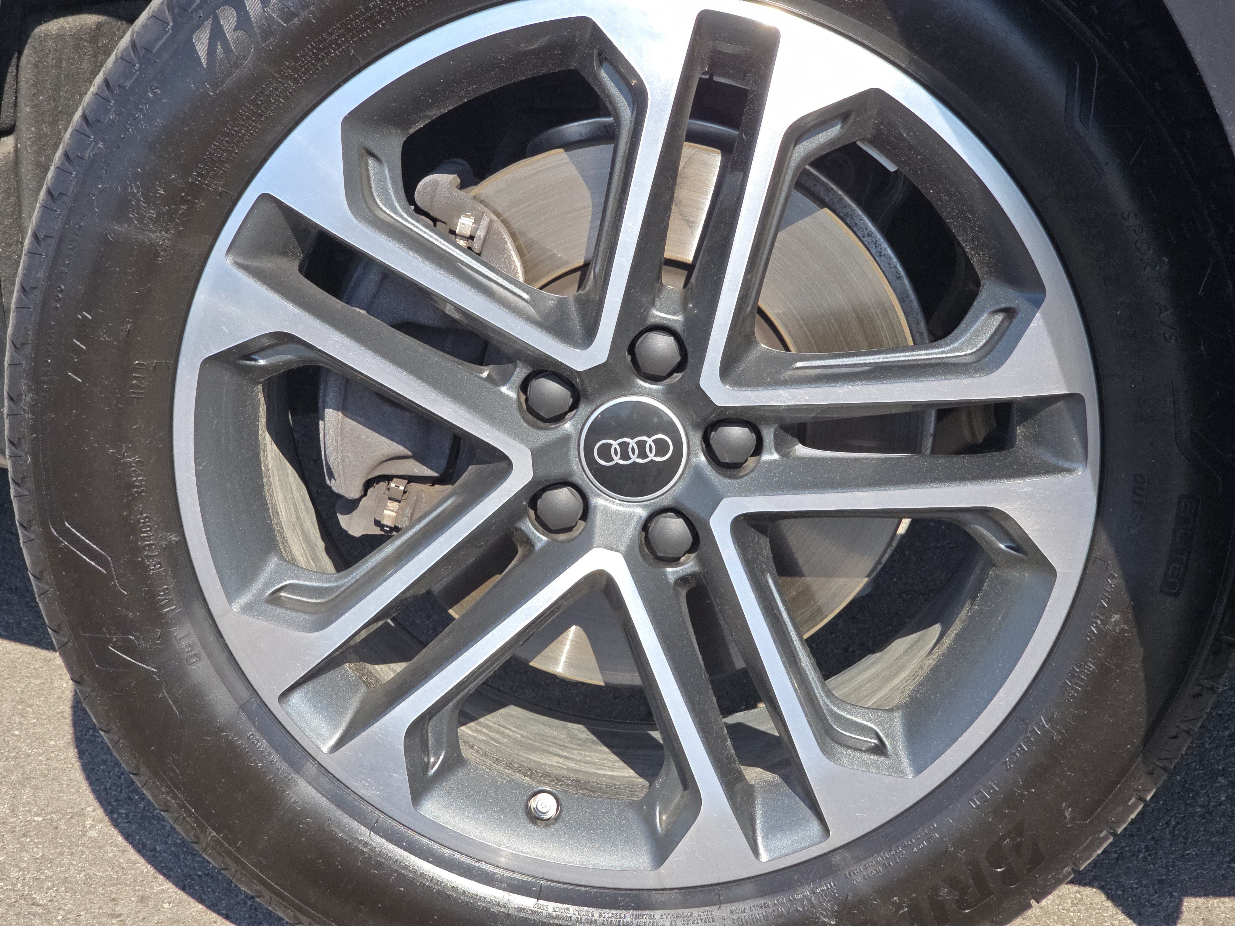 Certified 2025 Audi Q5 Premium w/ Convenience Package AWD/4WD image 16