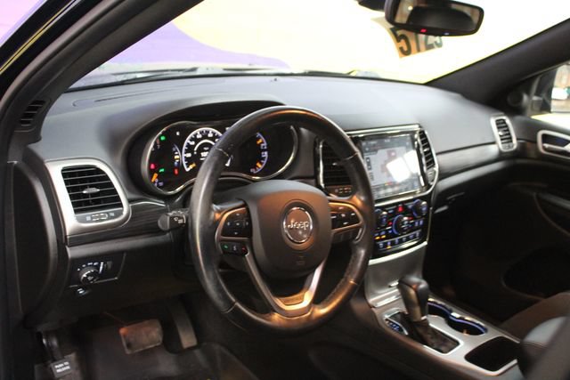 Used 2021 Jeep Grand Cherokee Laredo X AWD/4WD image 14