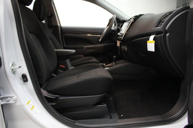 New 2026 Mitsubishi Outlander Sport ES image 18