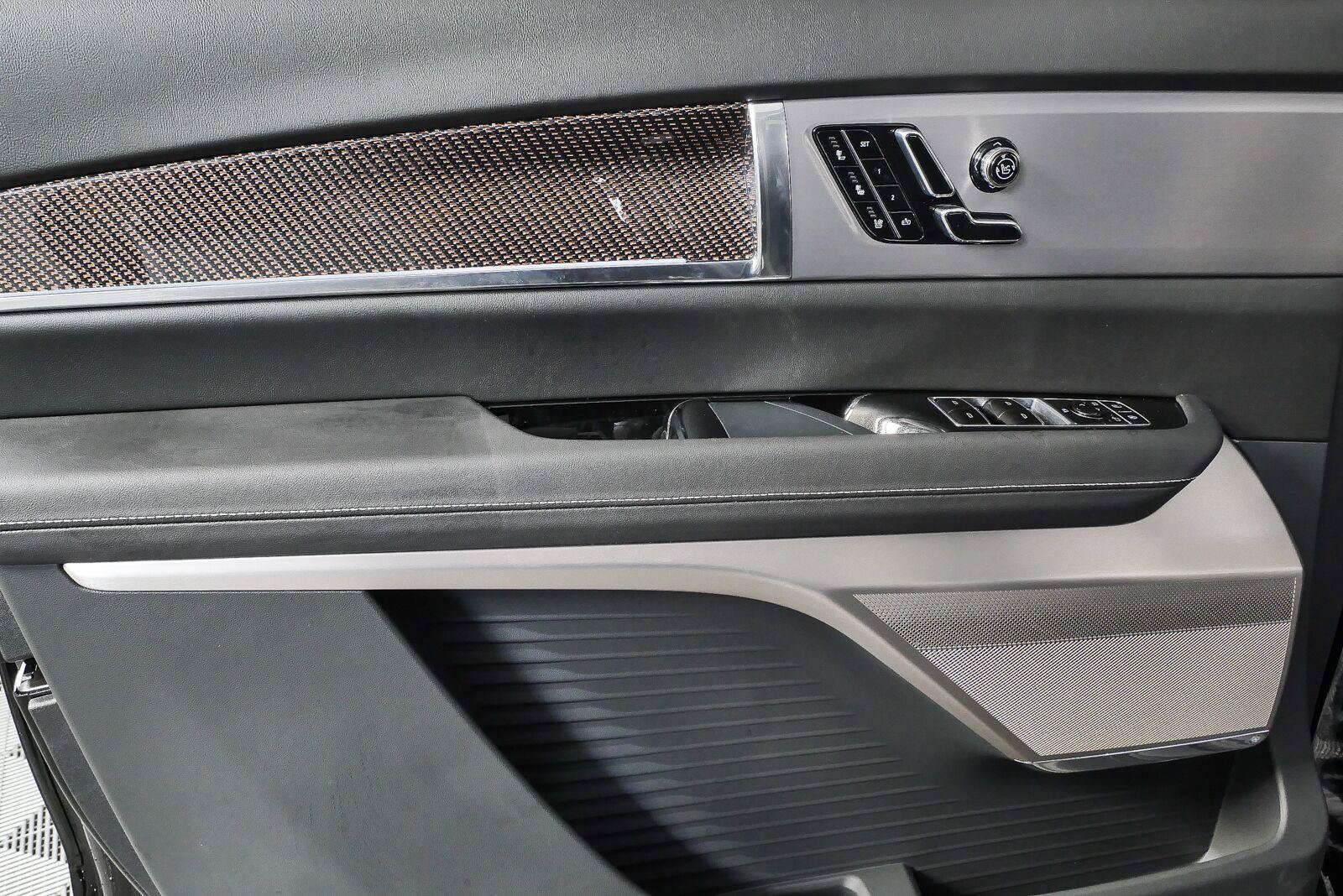New 2027 Cadillac Vistiq Luxury AWD/4WD image 6