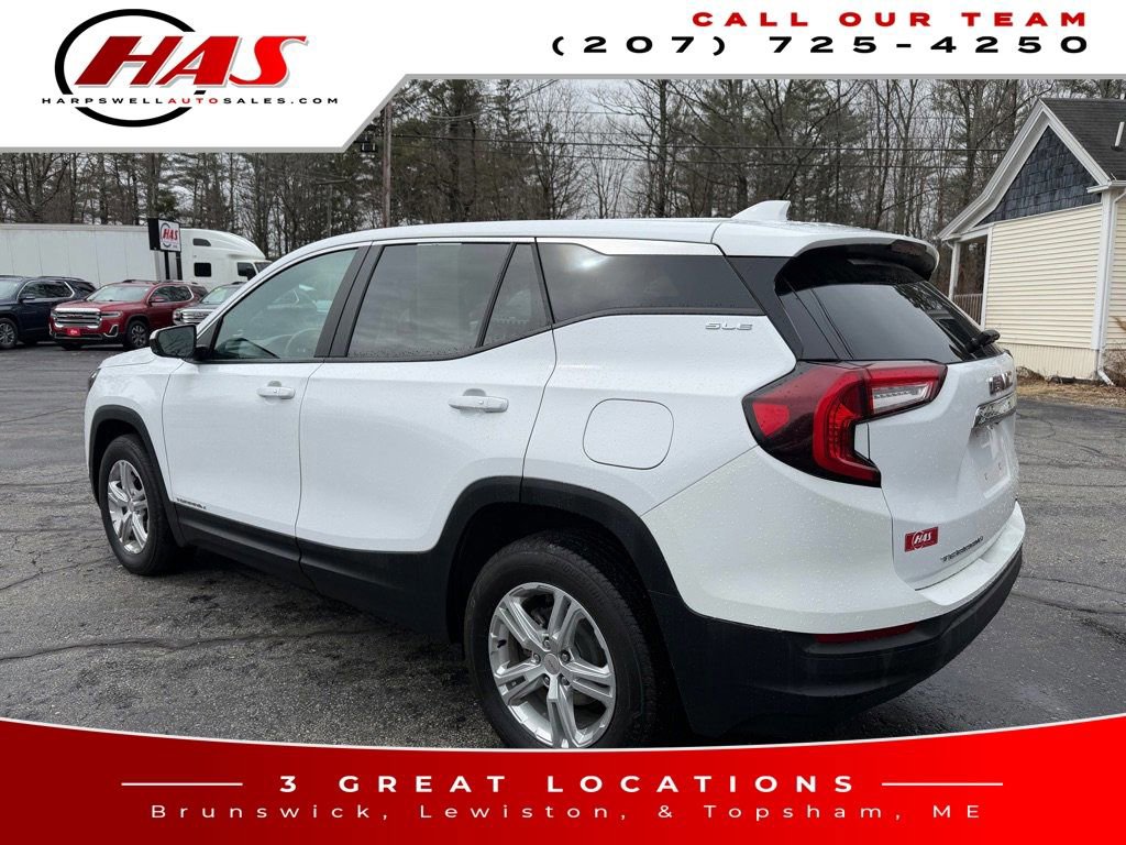 Used 2024 GMC Terrain SLE AWD/4WD image 5