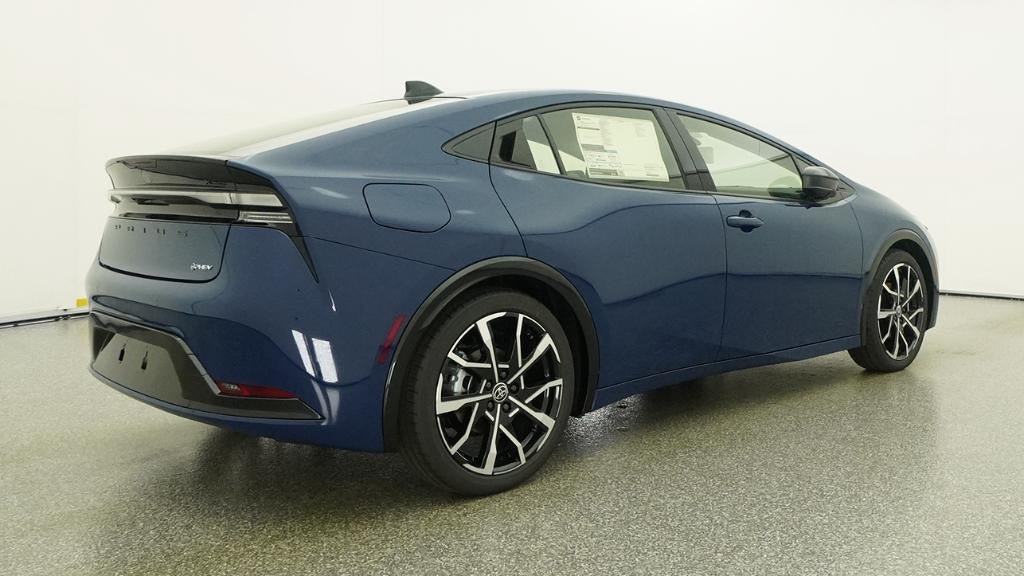 New 2026 Toyota Prius Plug-In Hybrid FWD image 25