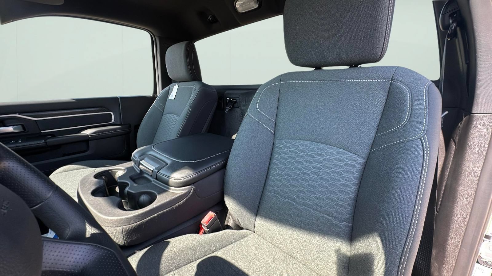 New 2026 RAM 5500 4x4 Regular Cab image 12