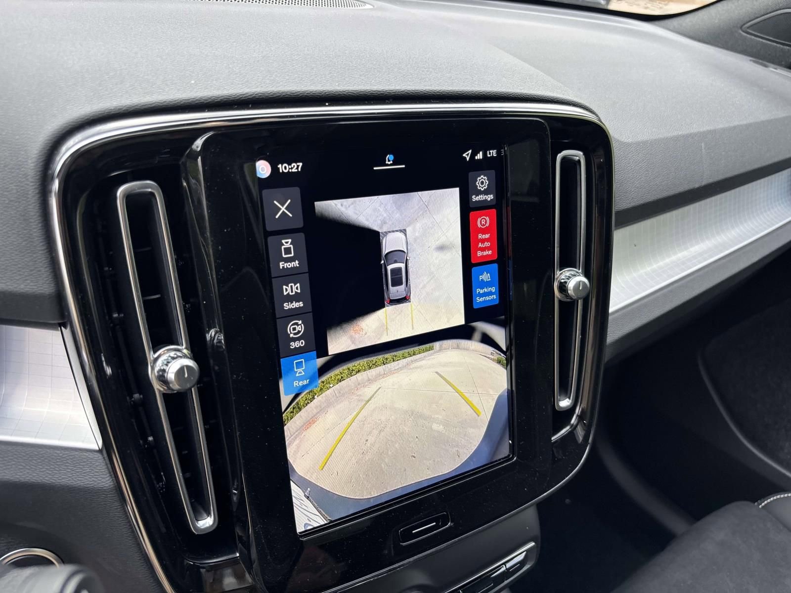 New 2026 Volvo XC40 B5 Ultra w/ Protection Package Premier image 20