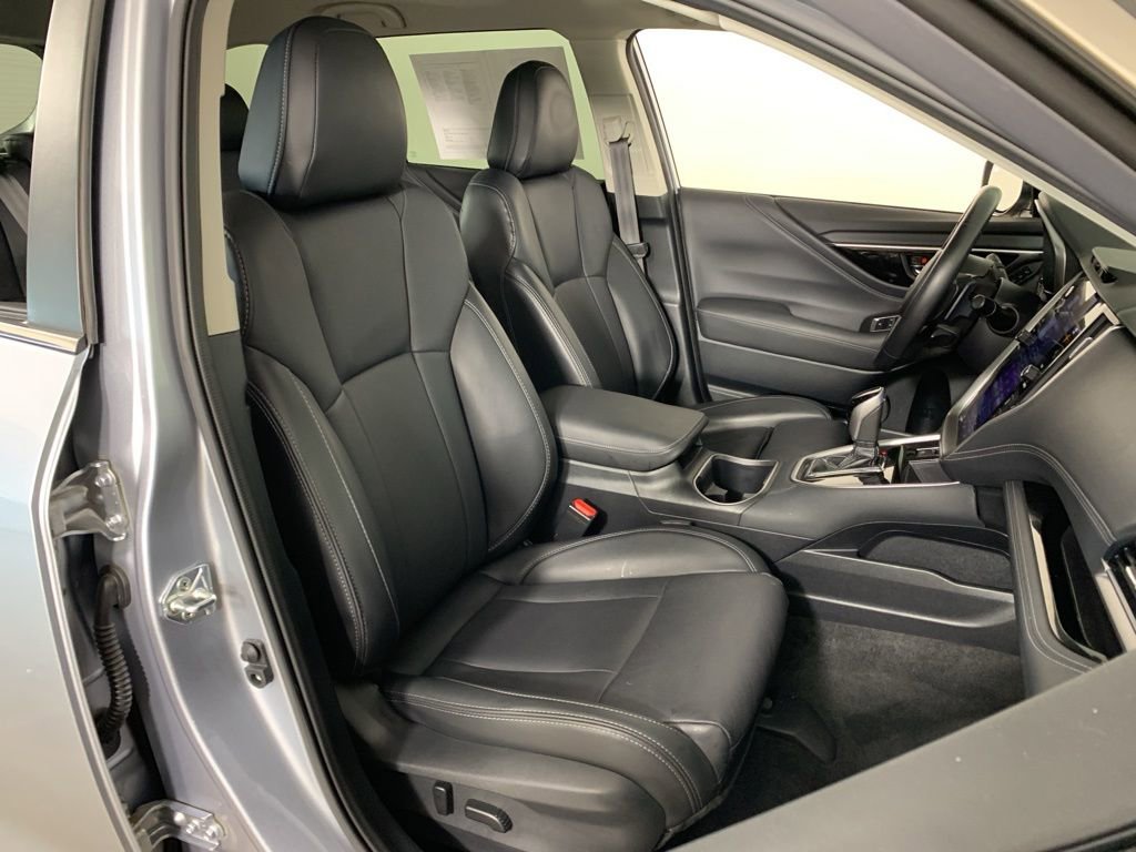 Used 2022 Subaru Outback Limited image 36
