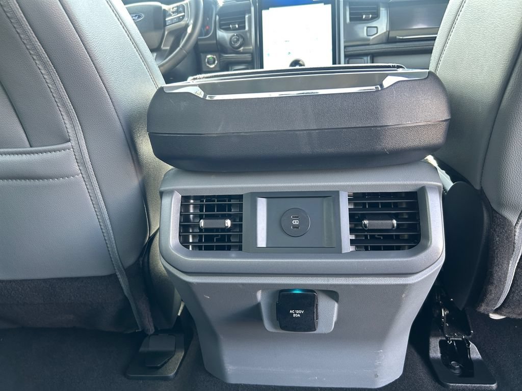 Used 2025 Ford F150 Lightning Flash AWD/4WD image 20