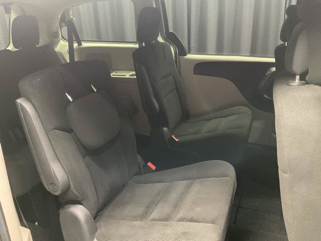 Used 2016 Dodge Grand Caravan SE w/ Quick Order Package 29E SE FWD image 15