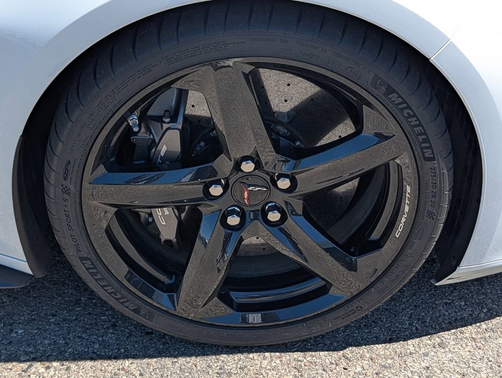 Used 2024 Chevrolet Corvette E-Ray AWD/4WD image 13