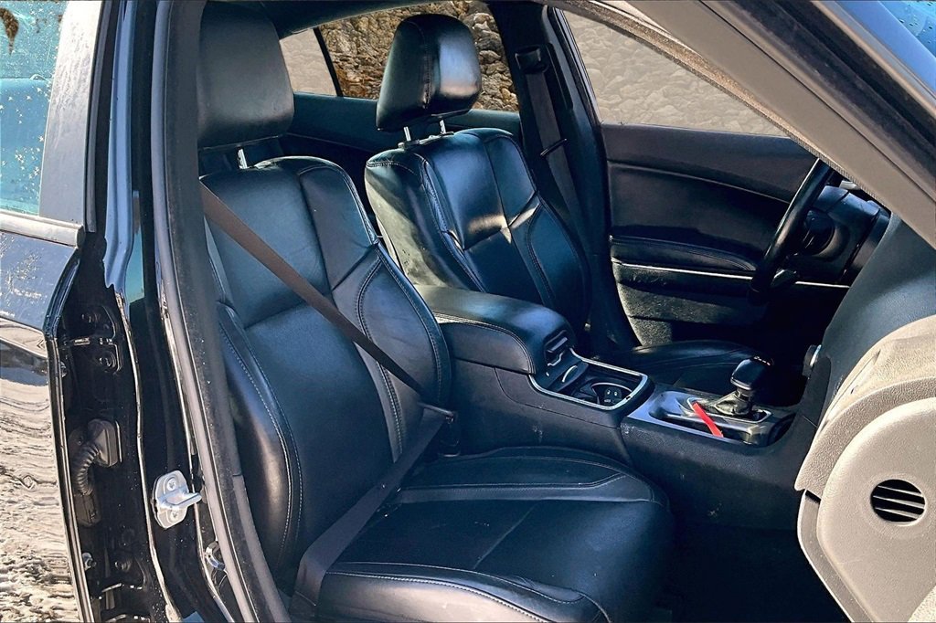 Used 2021 Dodge Charger SXT w/ Leather Interior Group image 7