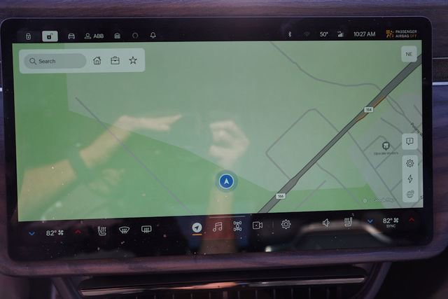 Used 2022 Rivian R1T Adventure image 24