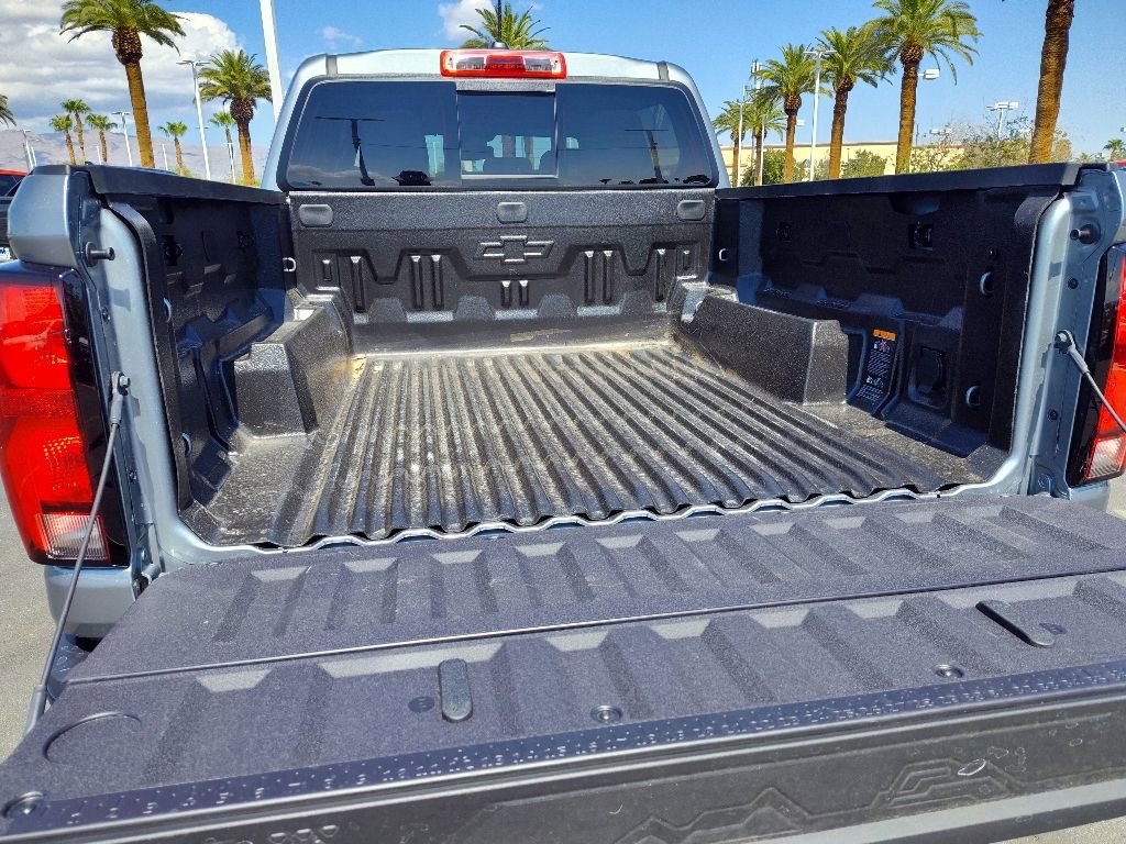 Used 2026 Chevrolet Colorado Z71 image 9