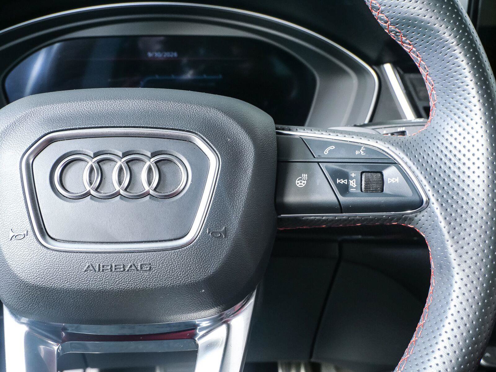 Used 2024 Audi SQ5 Prestige w/ Prestige Package AWD/4WD image 12