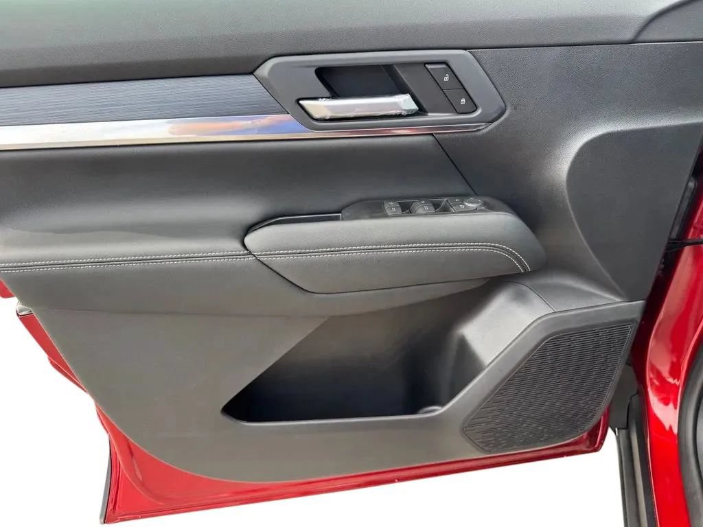 New 2027 GMC Terrain Elevation w/ Black Edition AWD/4WD image 11