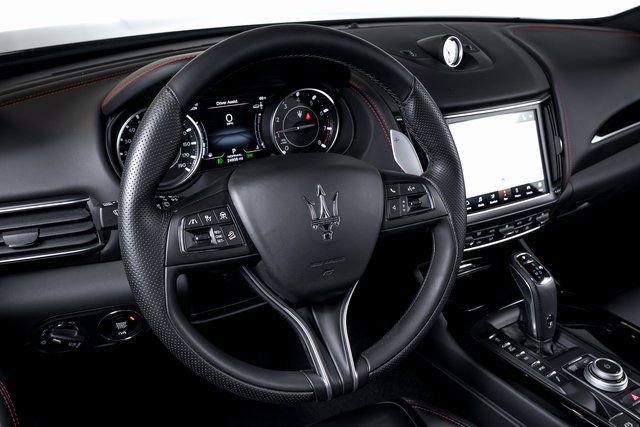 Used 2024 Maserati Levante GT Ultima AWD/4WD image 29