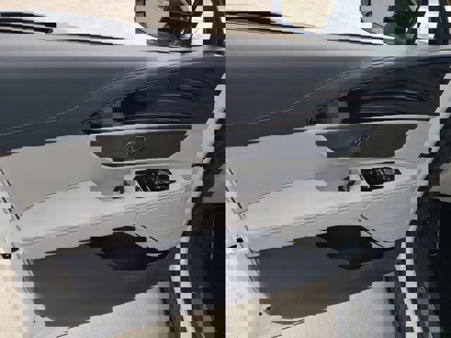 New 2026 Lincoln Nautilus Premier image 14