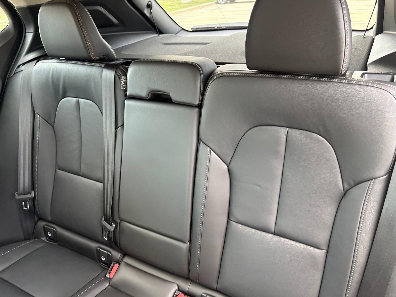 New 2026 Volvo XC40 B5 Core w/ Climate Package image 23