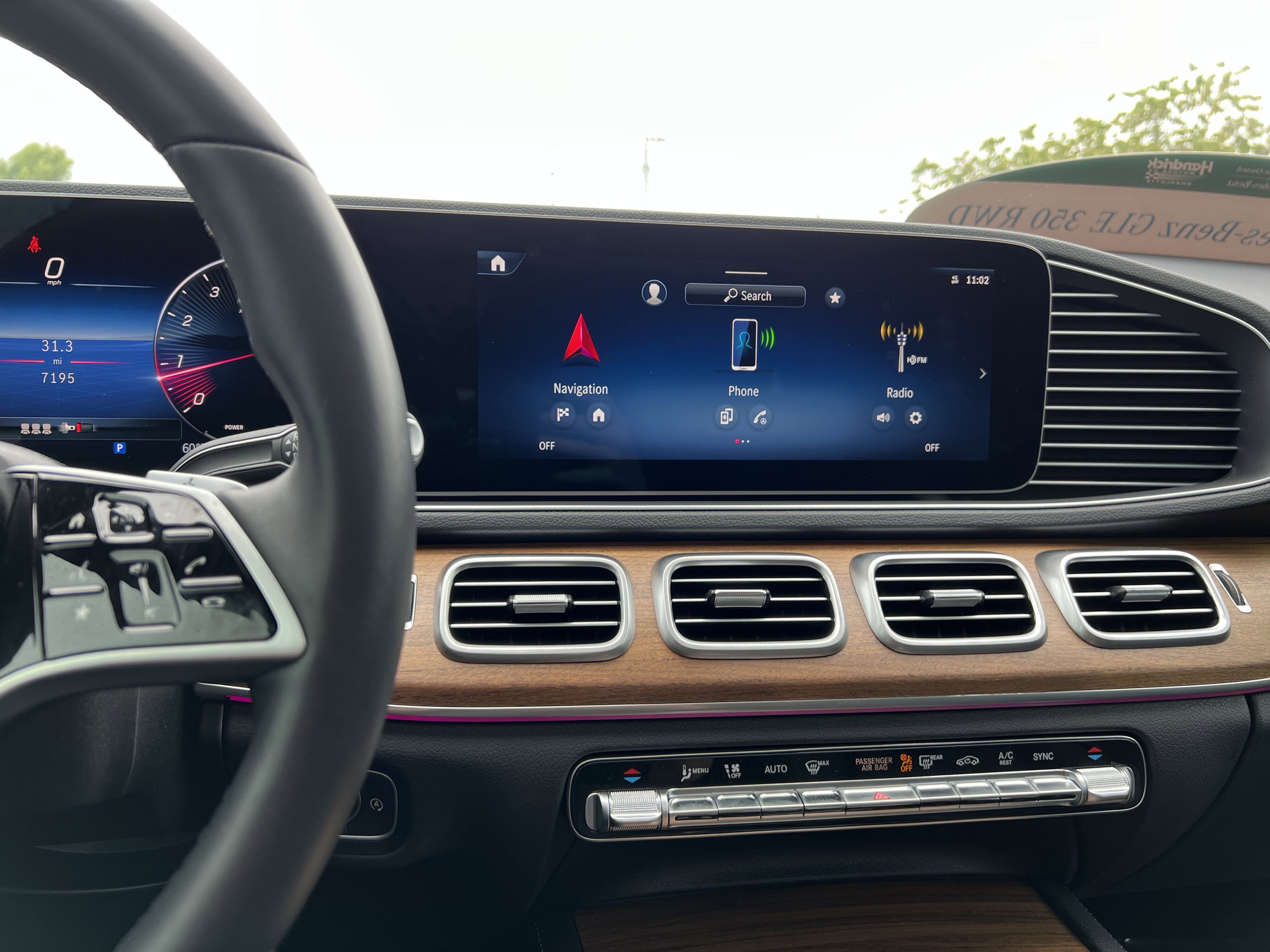 Certified 2025 Mercedes-Benz GLE 350 4MATIC image 32