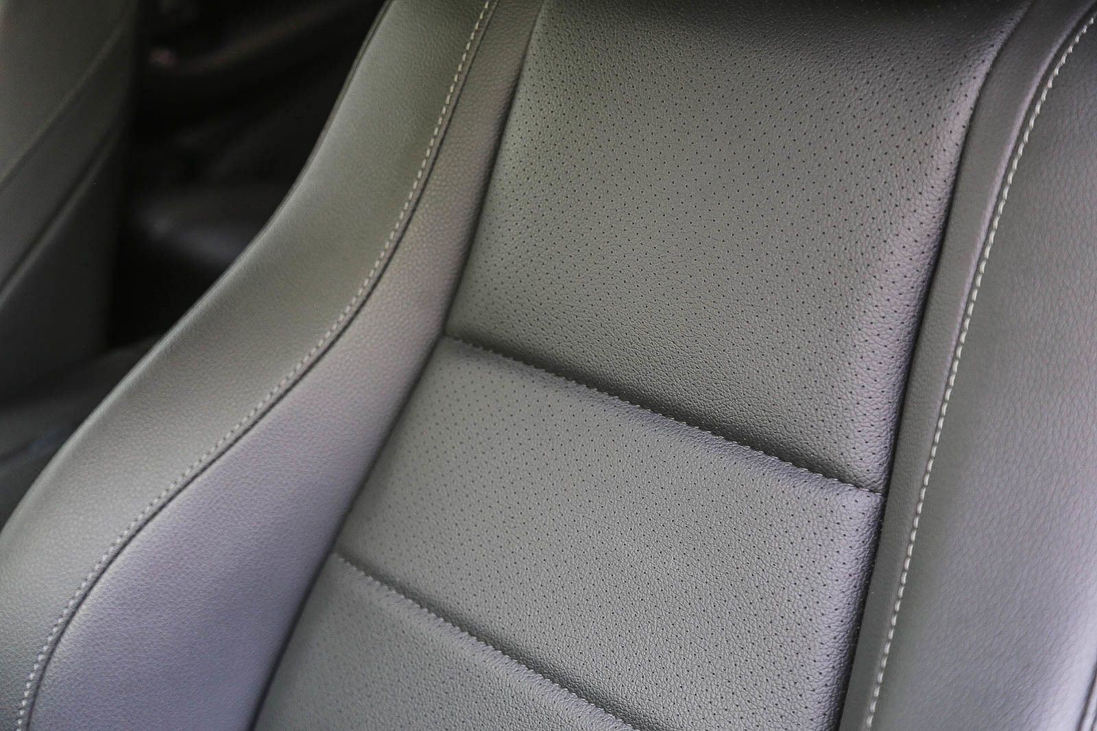 Used 2025 Mercedes-Benz GLS 450 4MATIC image 23