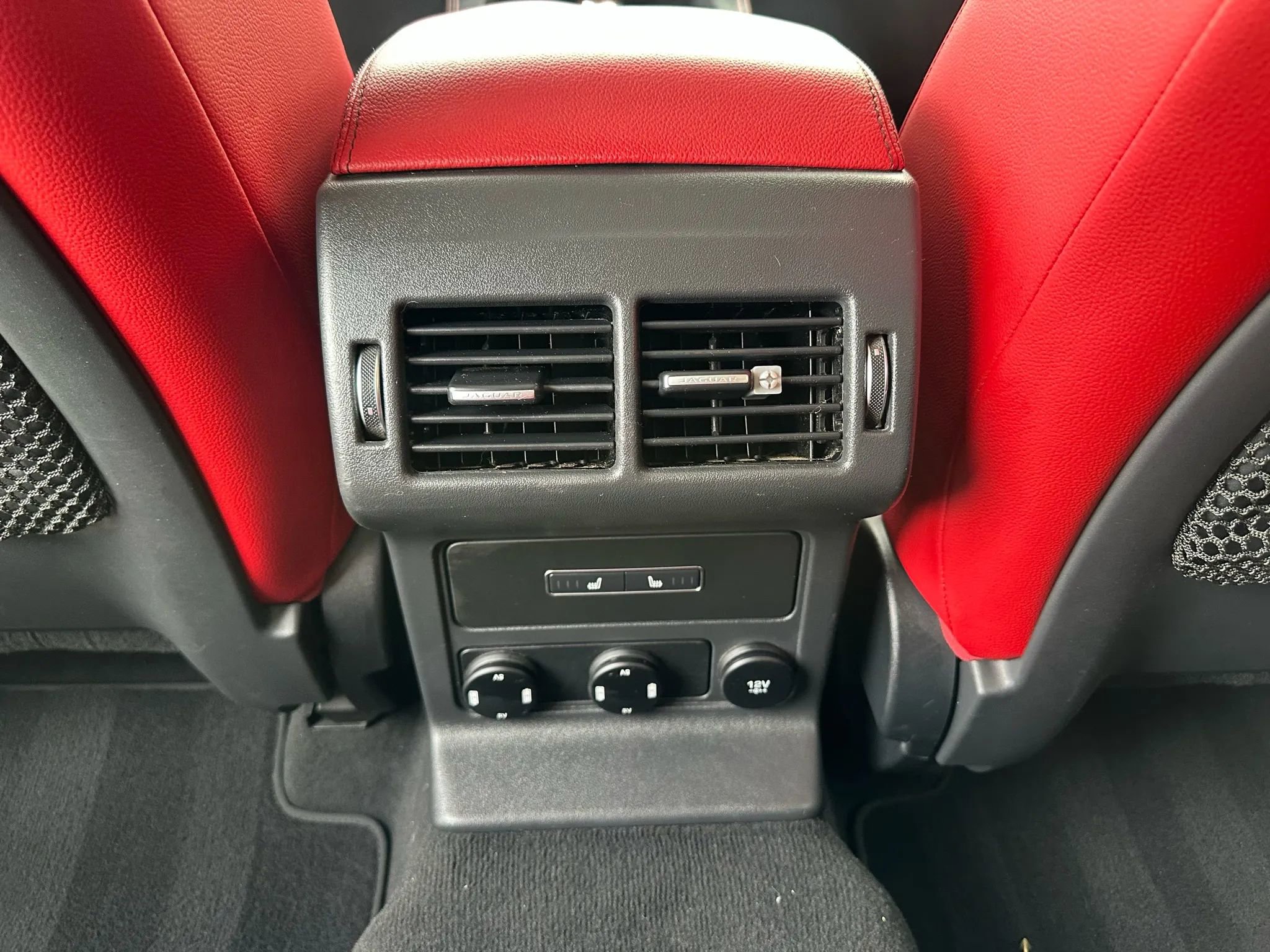 Used 2020 Jaguar F-PACE S AWD/4WD image 17