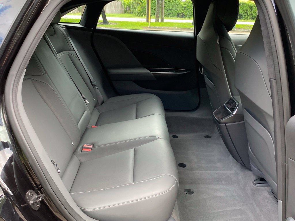 Used 2023 Lucid Air Pure AWD/4WD image 18