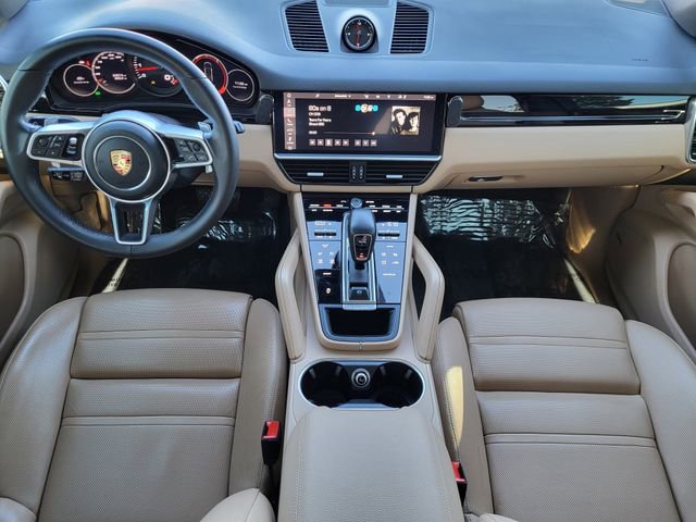 Used 2020 Porsche Cayenne image 15