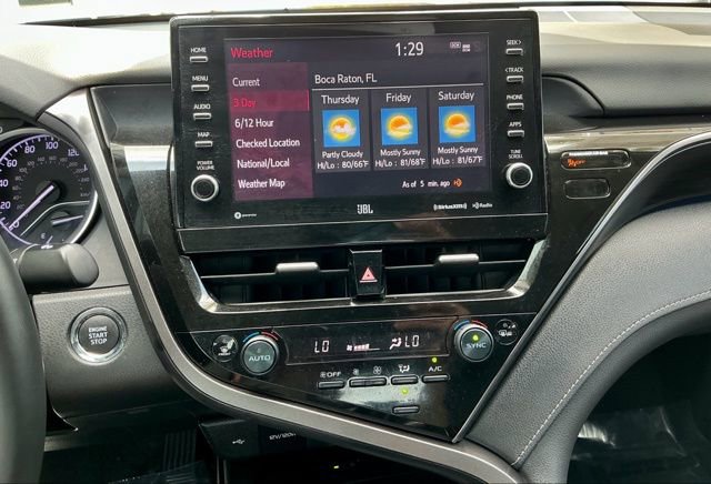 Used 2023 Toyota Camry XLE w/ Navigation Package image 27