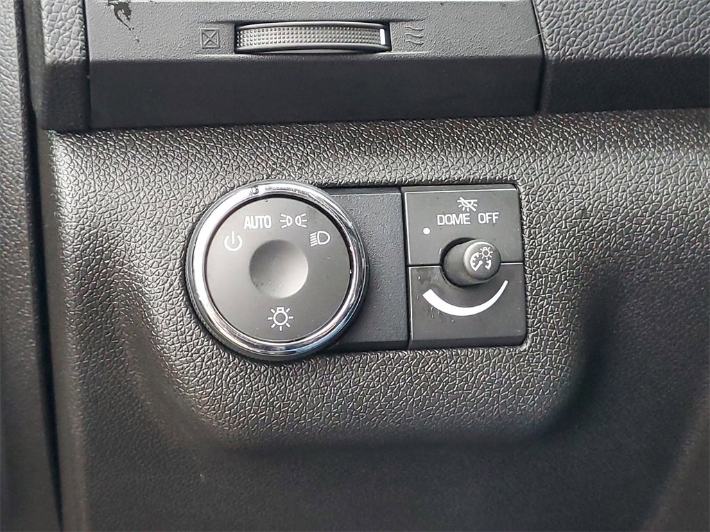 Used 2011 Chevrolet Traverse LT w/ Personal Connectivity Package image 18