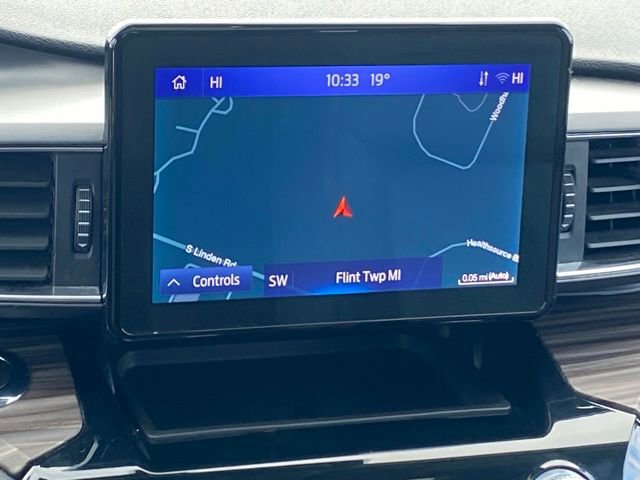 Used 2022 Ford Explorer Limited image 11