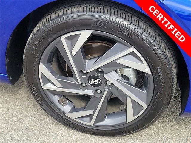 Used 2025 Hyundai Elantra Sport image 20