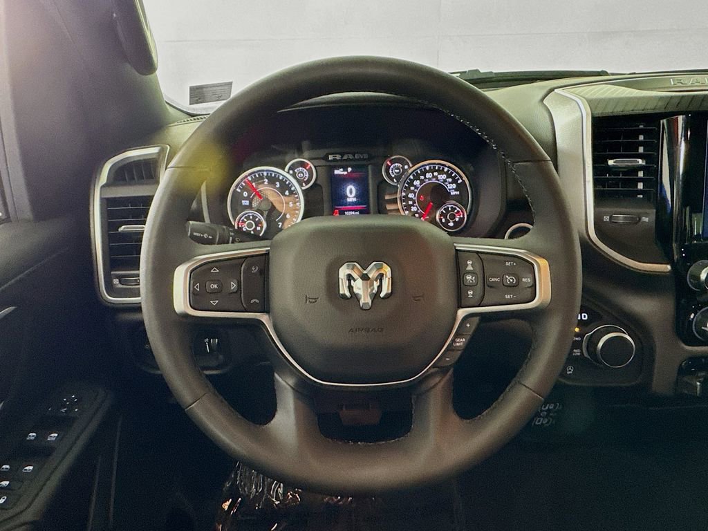 Used 2025 RAM 1500 Big Horn AWD/4WD image 11