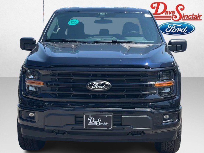 New 2026 Ford F150 XLT w/ XLT Black Appearance Package AWD/4WD image 2