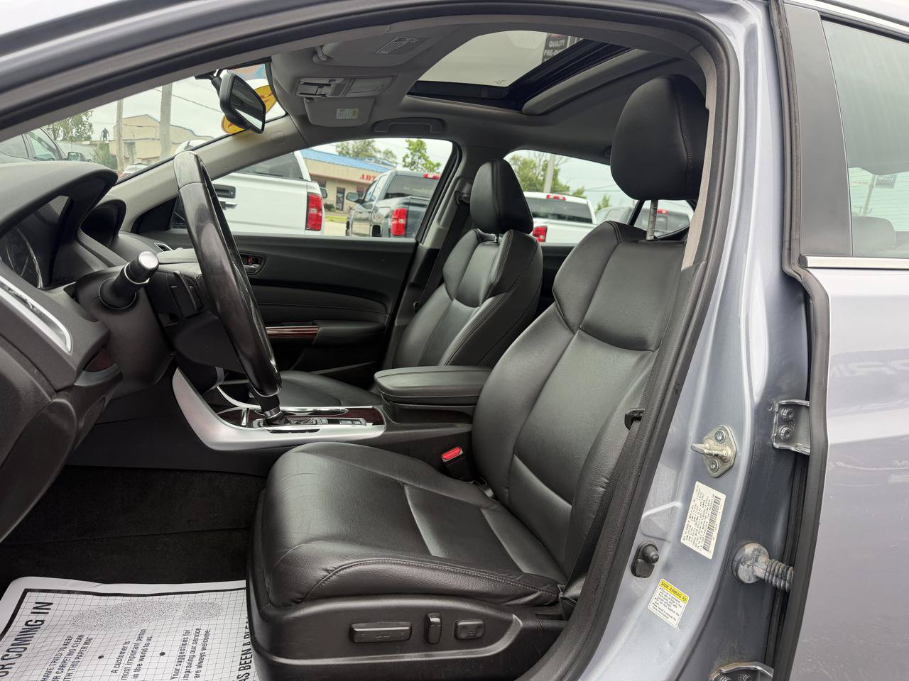 Used 2015 Acura TLX FWD image 19