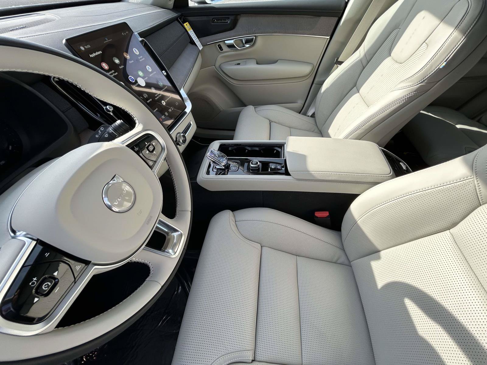New 2026 Volvo XC90 B6 Ultra w/ Protection Package AWD/4WD image 10