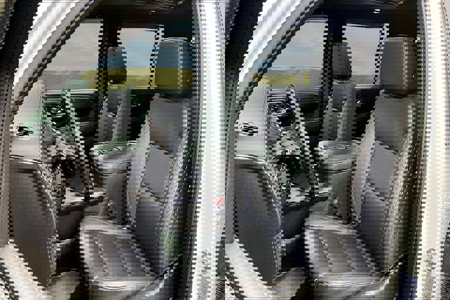 Used 2024 Chevrolet Tahoe Z71 w/ Luxury Package image 13