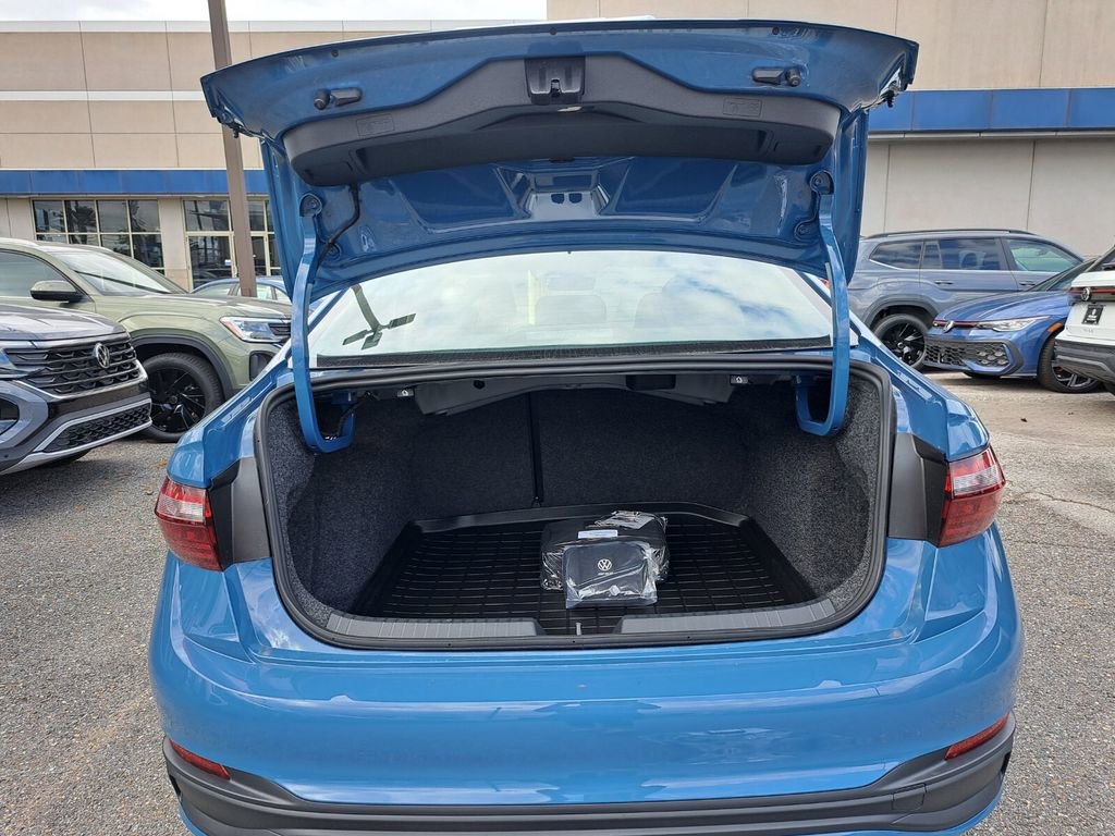 New 2026 Volkswagen Jetta SE image 26