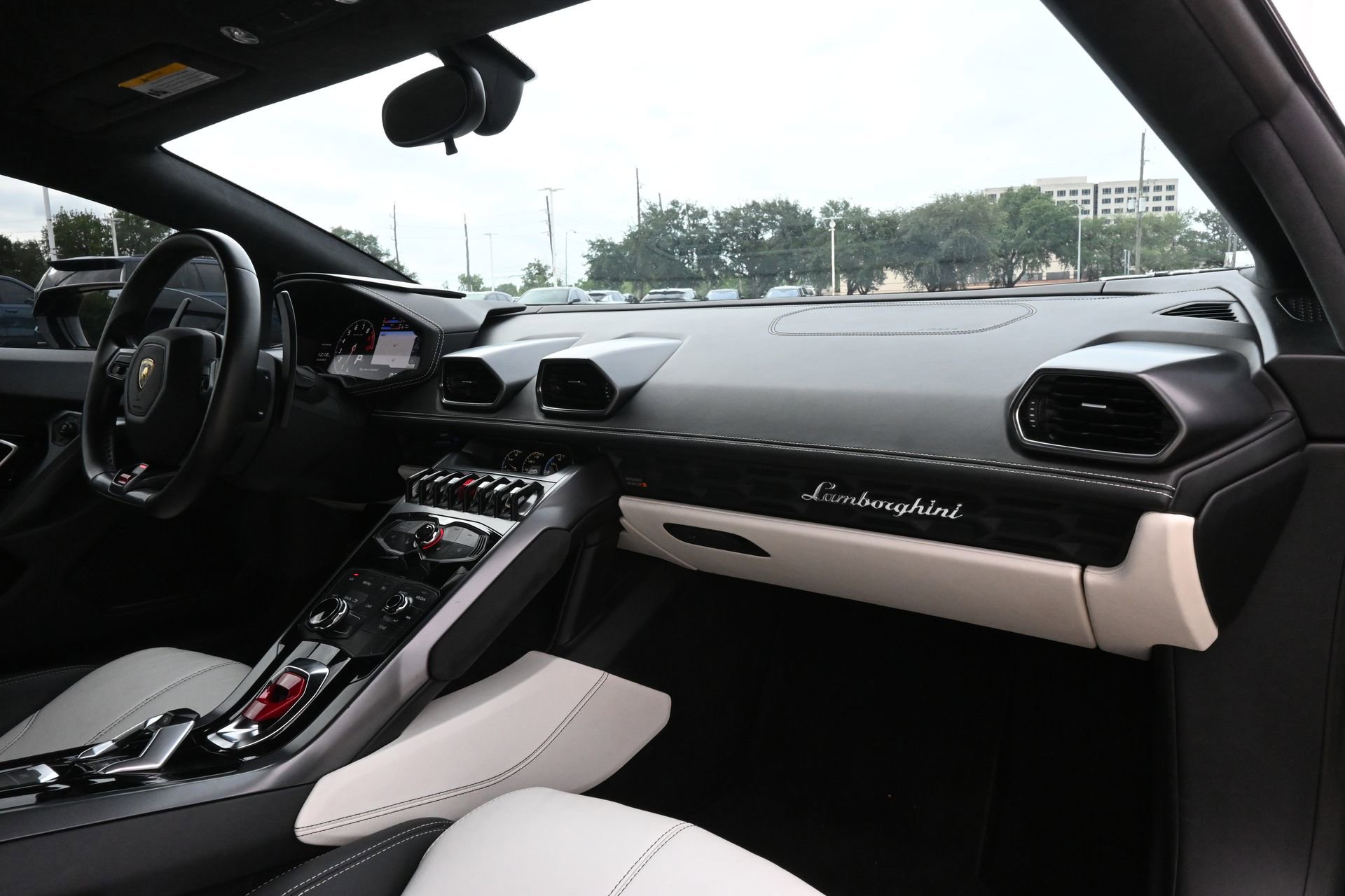 Used 2015 Lamborghini Huracan LP 610-4 AWD/4WD image 20