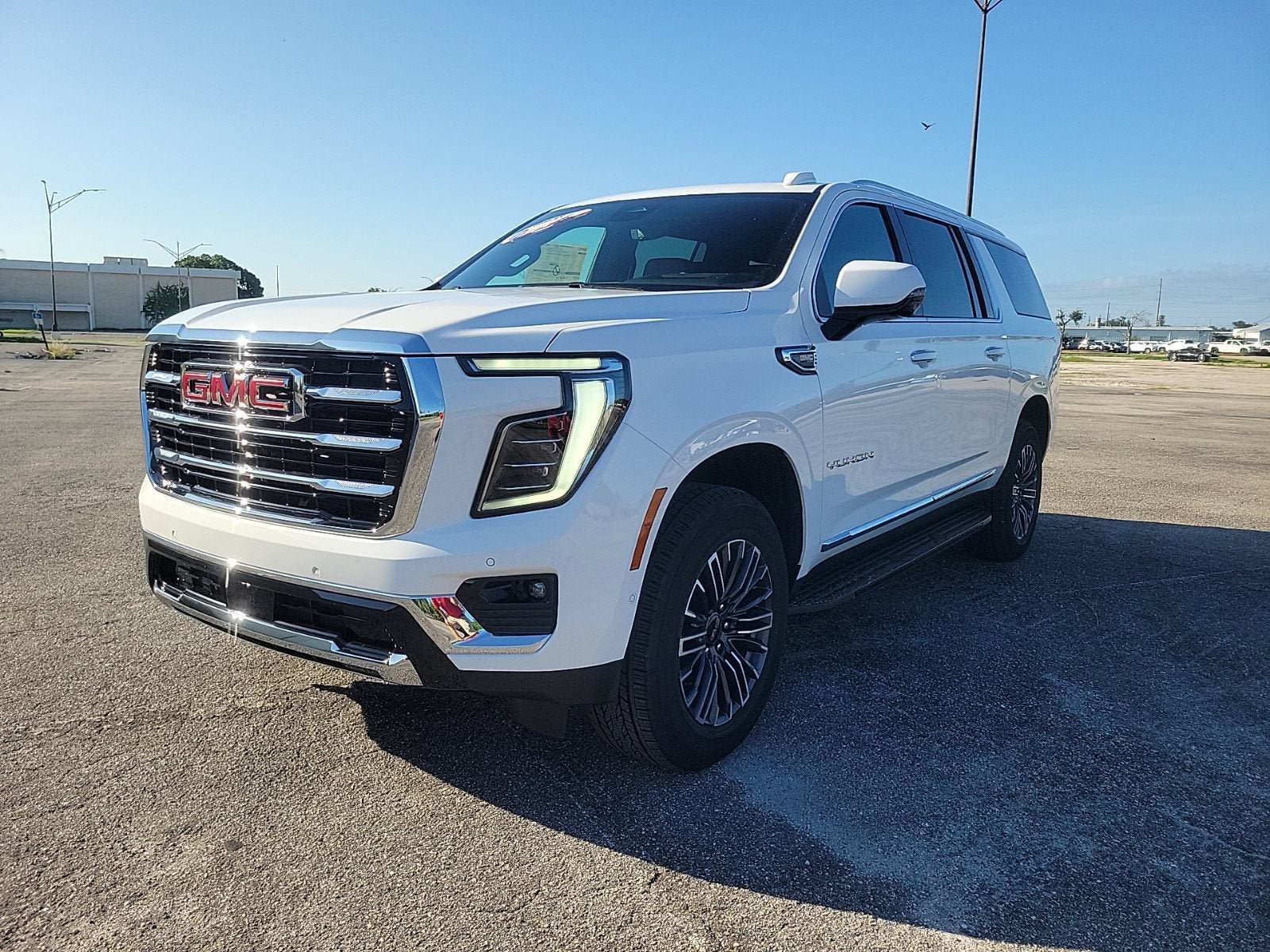 New 2026 GMC Yukon XL Elevation w/ Elevation Premium Package RWD image 2