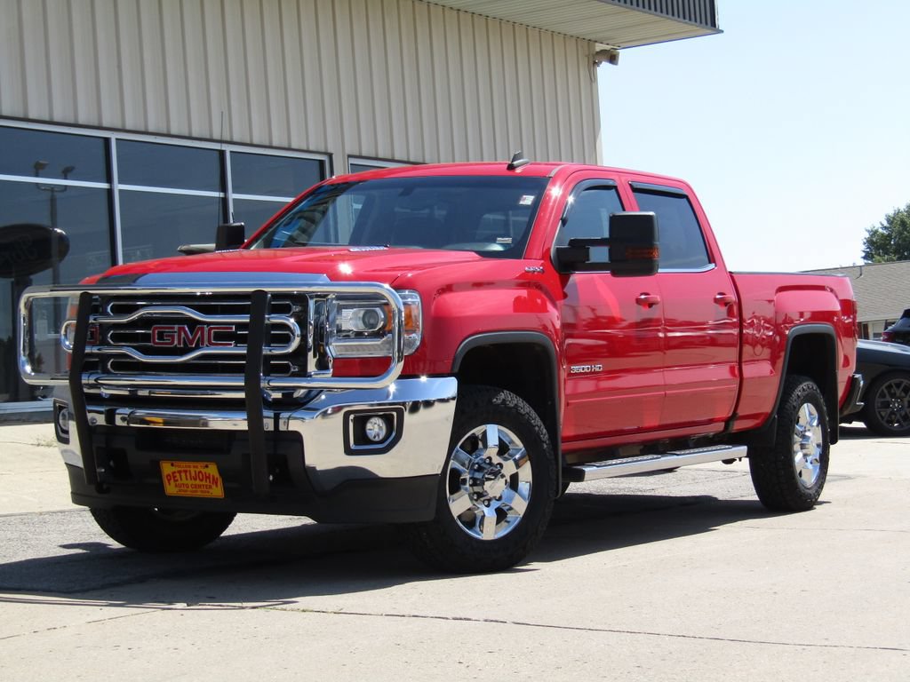Used 2016 GMC Sierra 3500 SLE w/ SLE Preferred Package AWD/4WD image 12