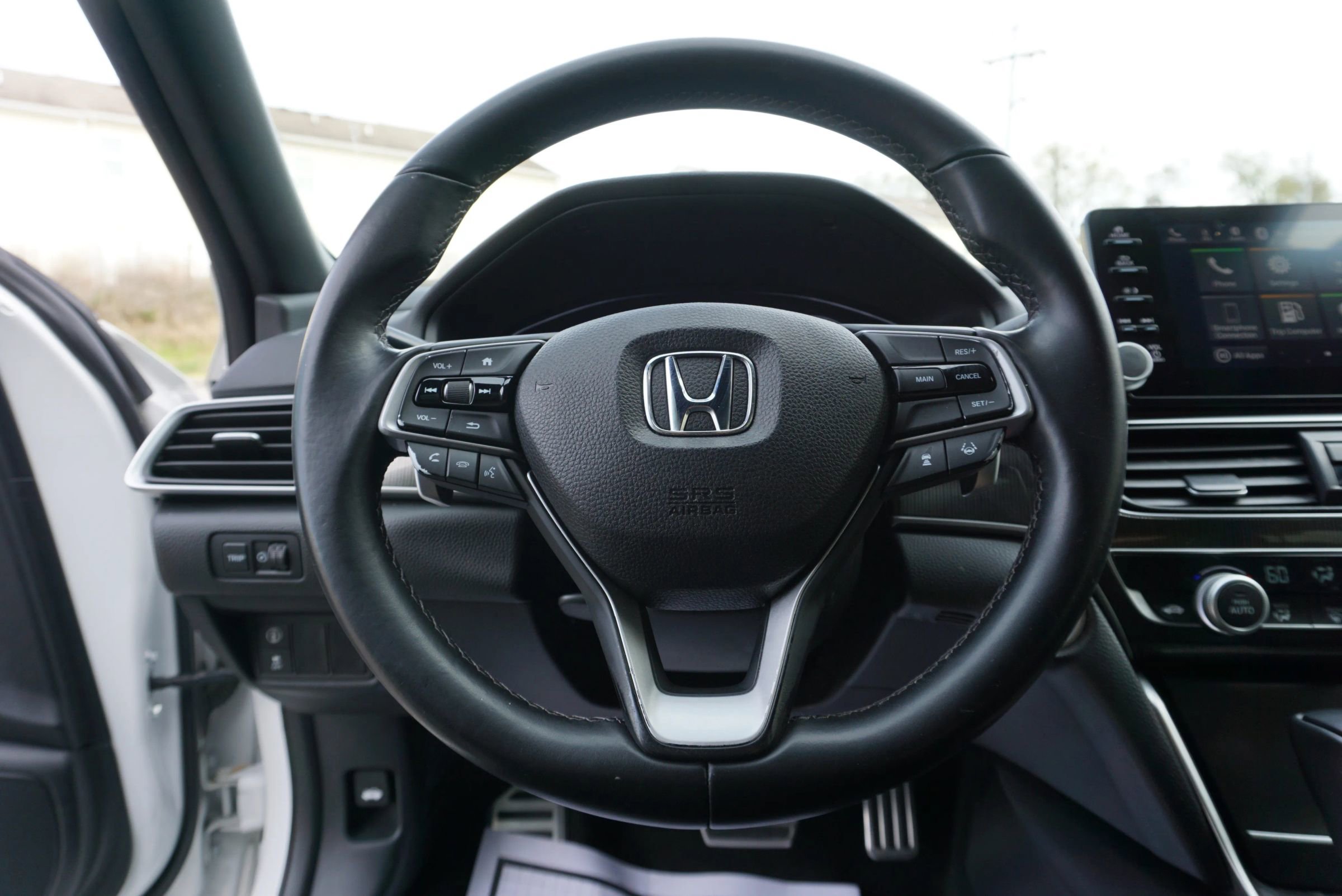 Used 2018 Honda Accord Sport image 29