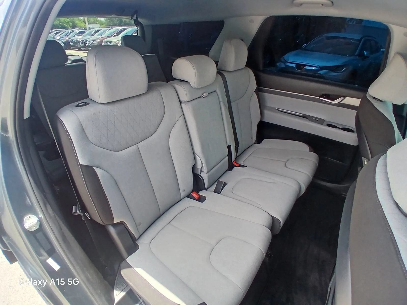 Used 2021 Hyundai Palisade SE FWD image 15