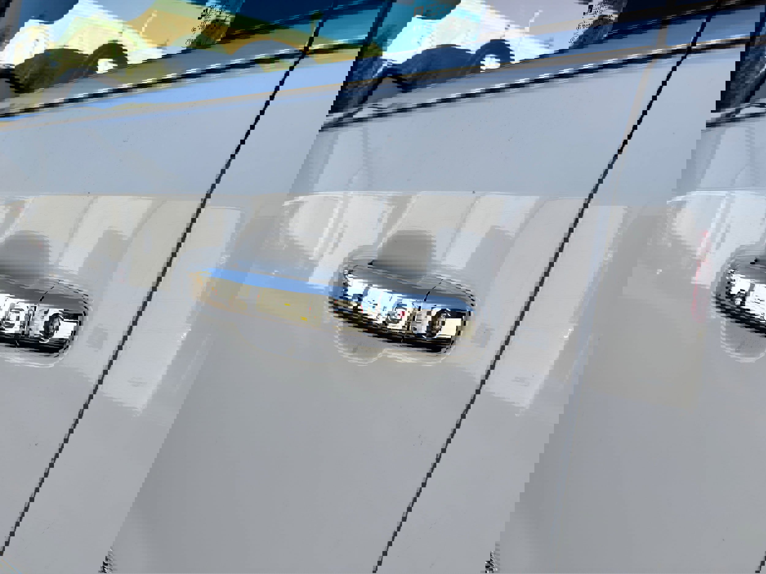 Used 2024 GMC Sierra 1500 SLT image 44