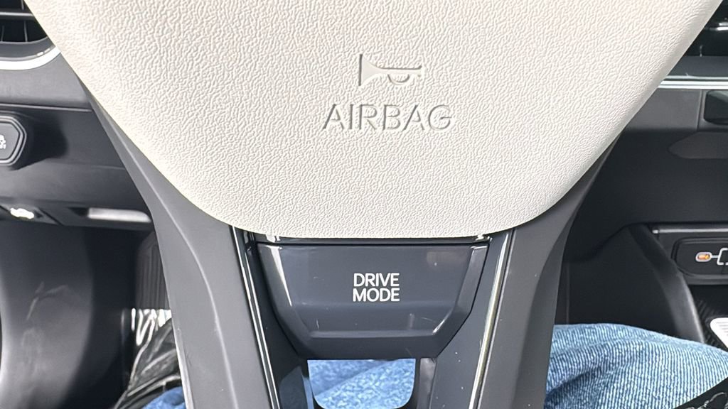 New 2025 Kia K4 GT-Line w/ GT-Line Premium Package image 21