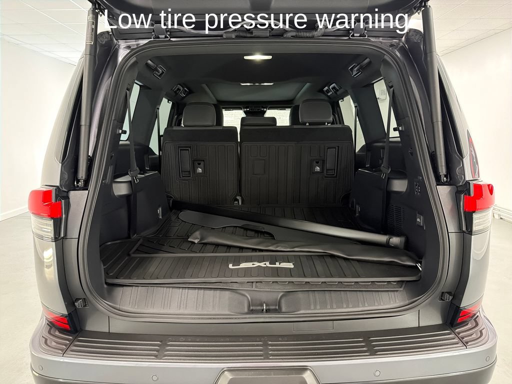 Used 2025 Lexus GX 550 AWD/4WD image 8