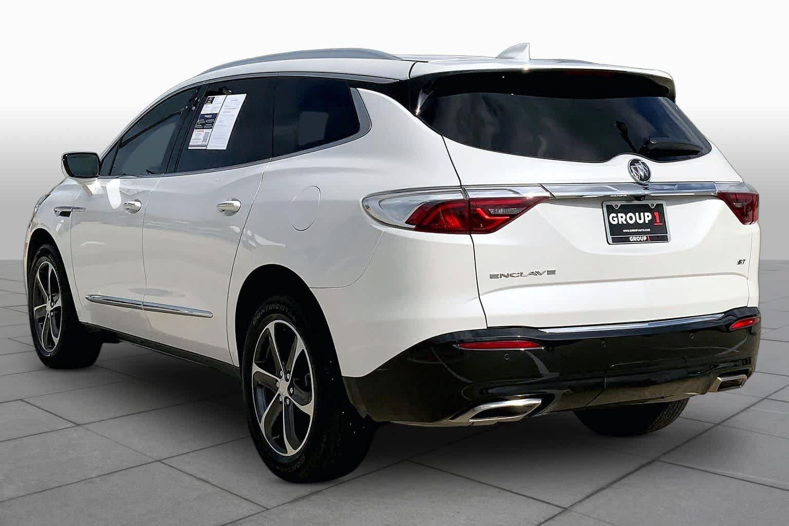 Certified 2022 Buick Enclave Essence w/ Sport Touring Edition FWD image 12