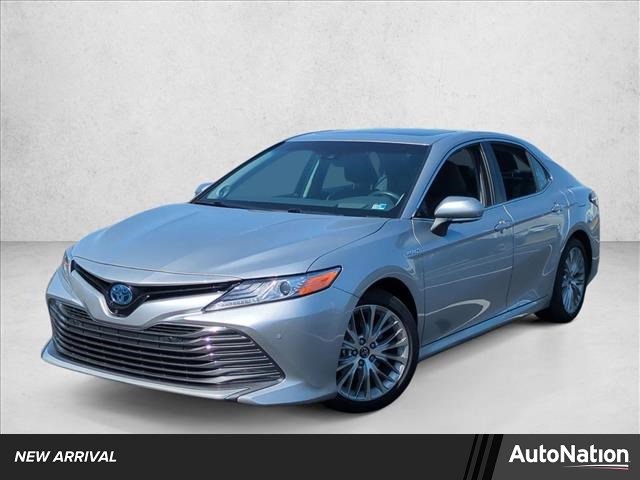 Used 2018 Toyota Camry XLE w/ Audio Package image 1