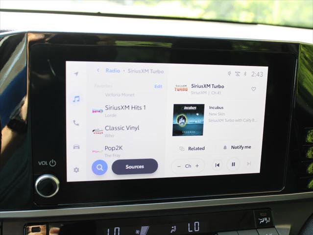 Certified 2025 Toyota Camry LE image 26