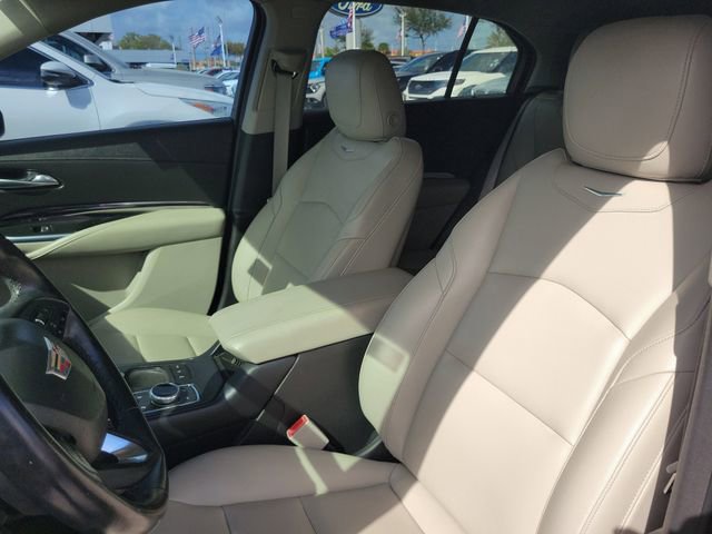 Used 2019 Cadillac XT4 Luxury image 17